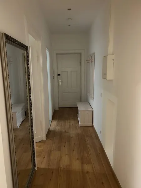 Geschmackvolle 1-Raum-Wohnung mit EBK in Berlin Lichtenberg — photo 1